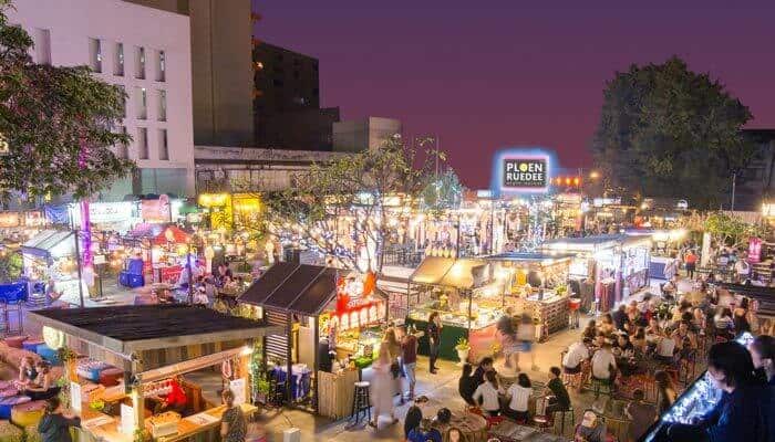 Ploen Ruedee Night Market