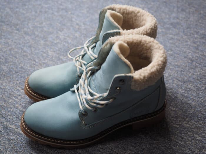 steel toed boots screen