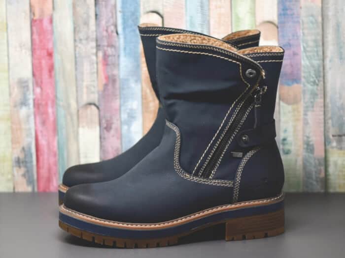 steel toed boots