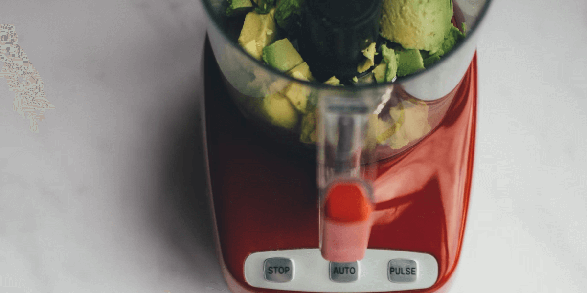 Can You Bring A Blender On A Plane